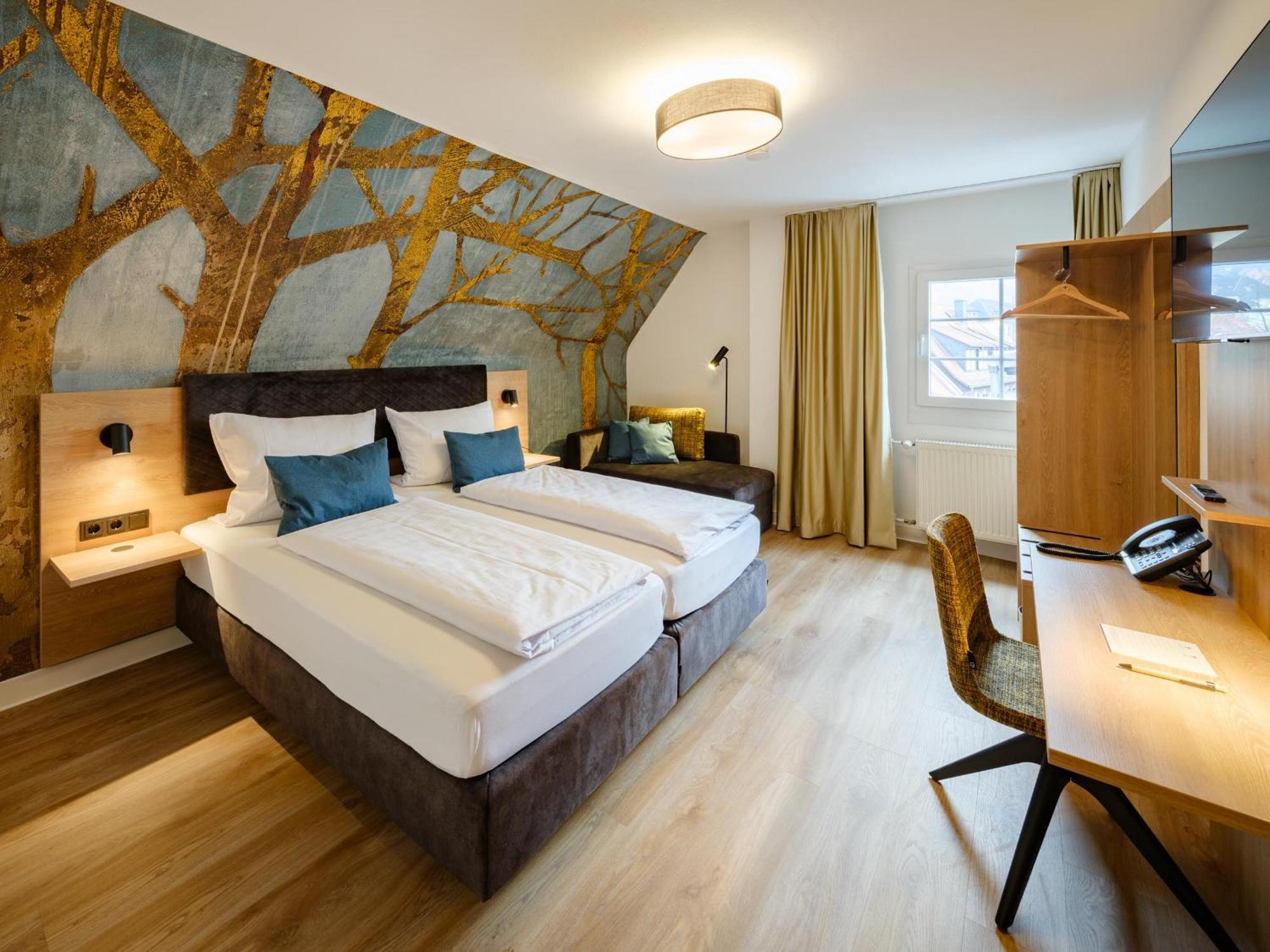 Hotel Restaurant Goldener Engel Heppenheim  Bagian luar foto