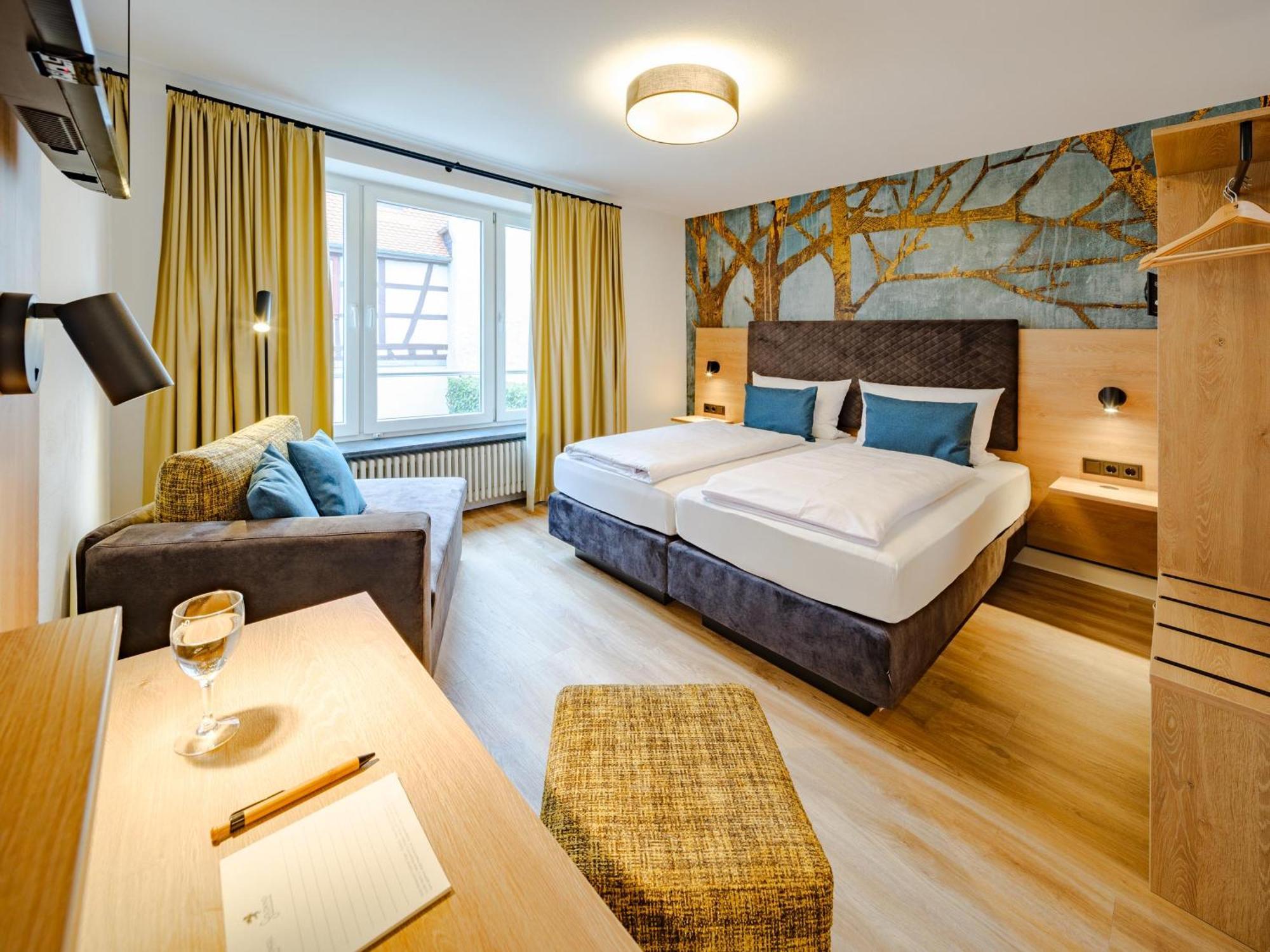 Hotel Restaurant Goldener Engel Heppenheim  Bagian luar foto