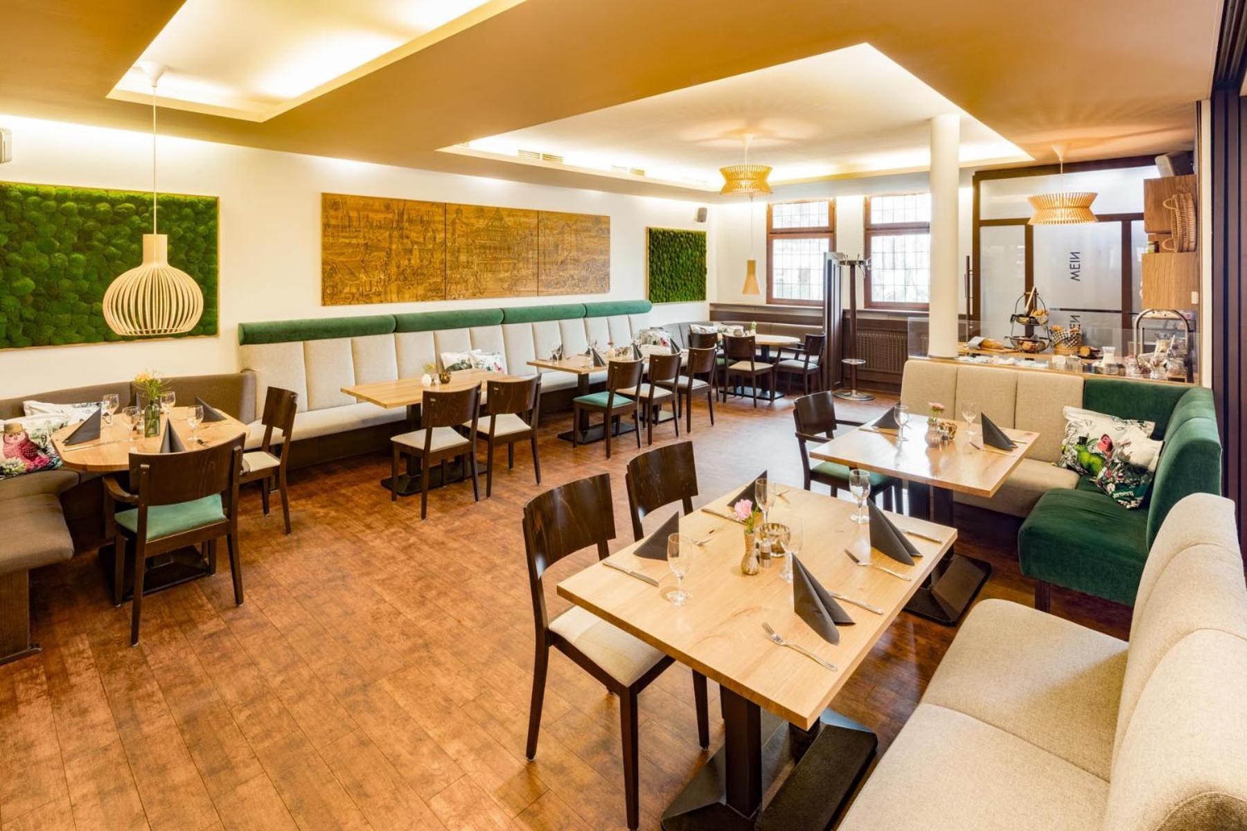 Hotel Restaurant Goldener Engel Heppenheim  Bagian luar foto